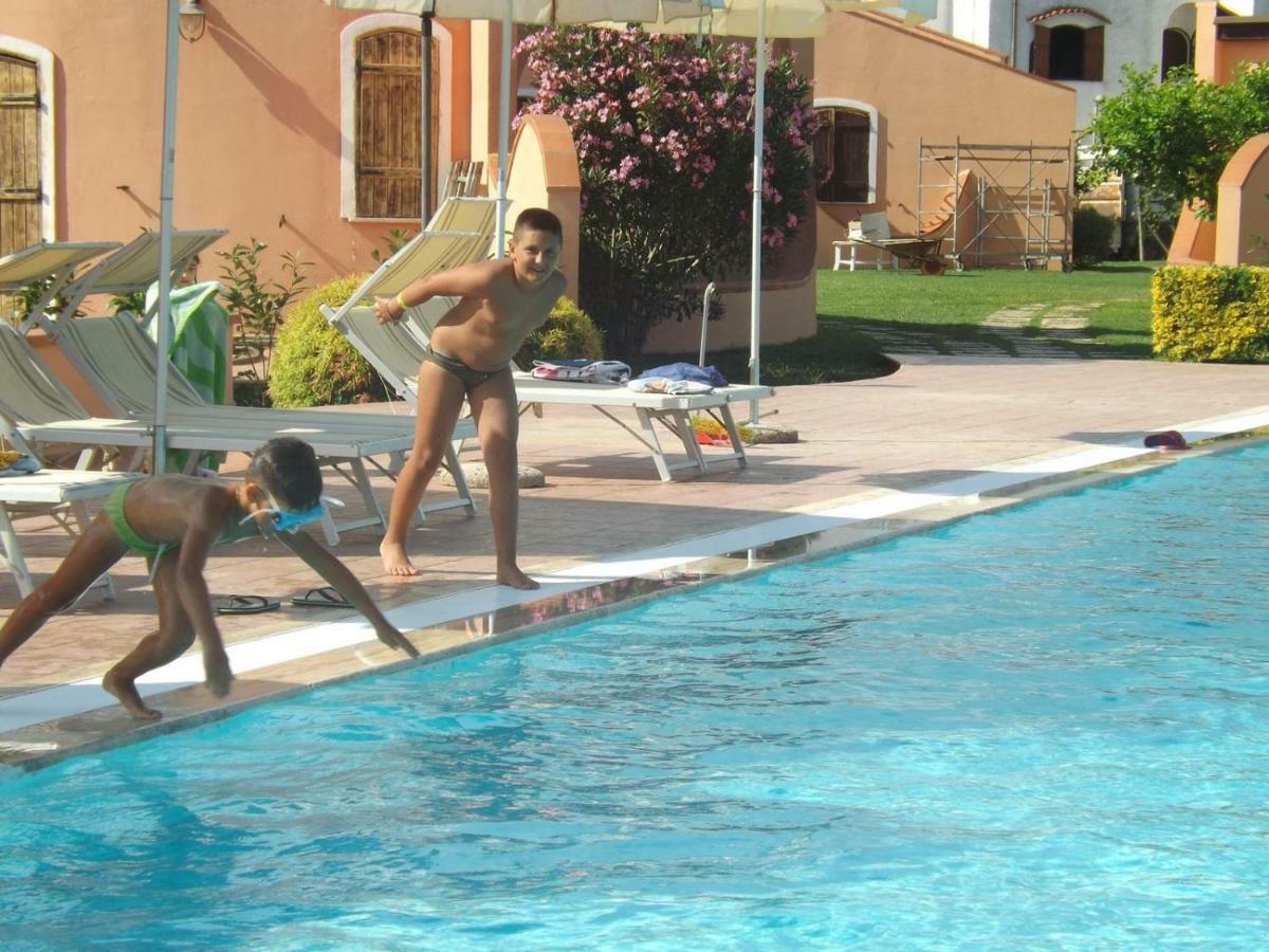 Hotel Ristorante Al Canto Delle Sirene تيراتشينا المظهر الخارجي الصورة