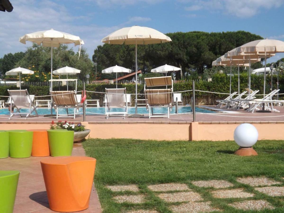 Hotel Ristorante Al Canto Delle Sirene تيراتشينا المظهر الخارجي الصورة