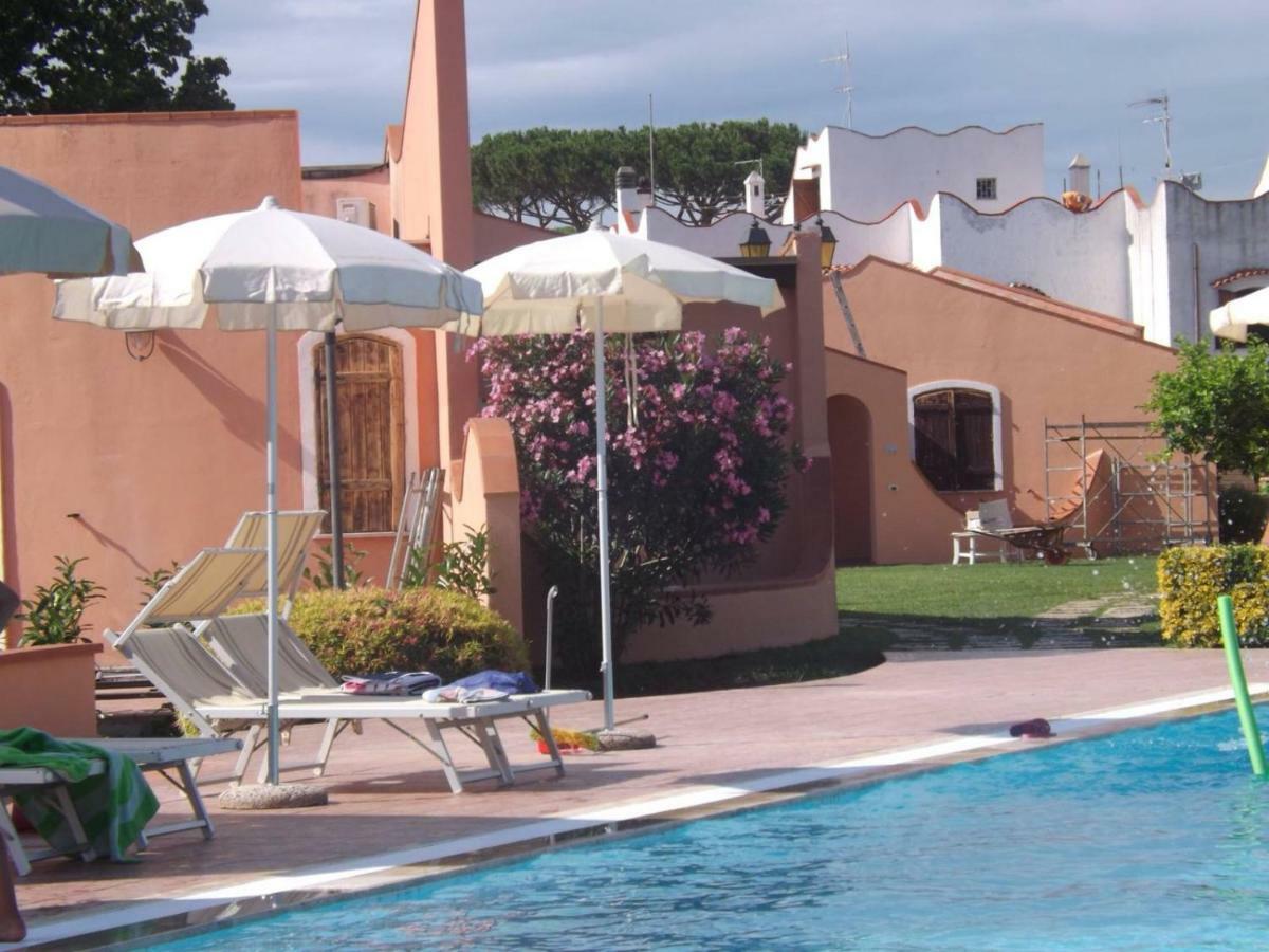 Hotel Ristorante Al Canto Delle Sirene تيراتشينا المظهر الخارجي الصورة