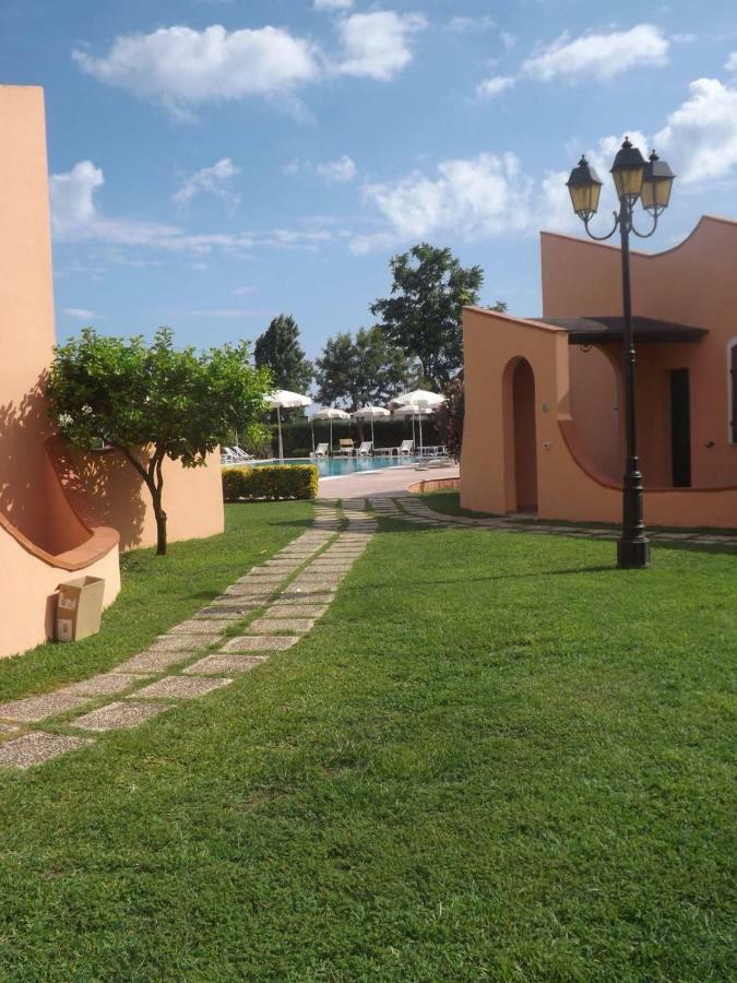 Hotel Ristorante Al Canto Delle Sirene تيراتشينا المظهر الخارجي الصورة