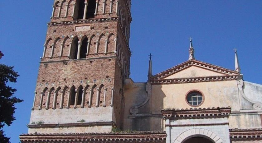 Hotel Ristorante Al Canto Delle Sirene تيراتشينا المظهر الخارجي الصورة